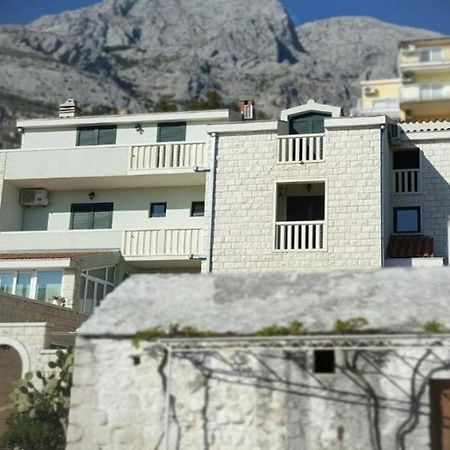 Apartments Angela Baska Voda Luaran gambar
