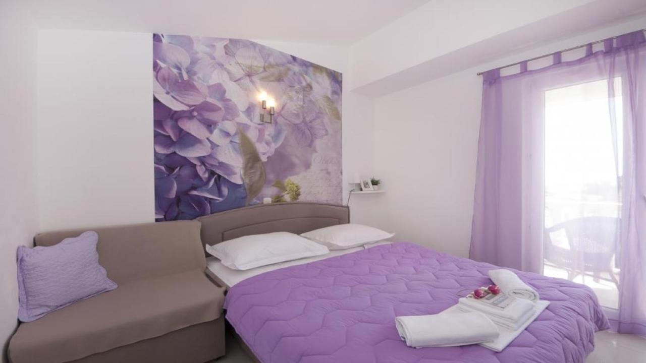 Apartments Angela Baska Voda Bilik gambar